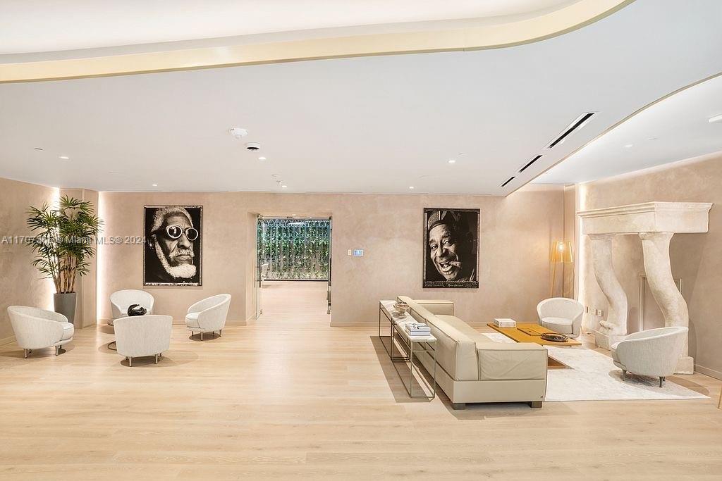 1000 Brickell Plz #PH5003, Miami FL 33131