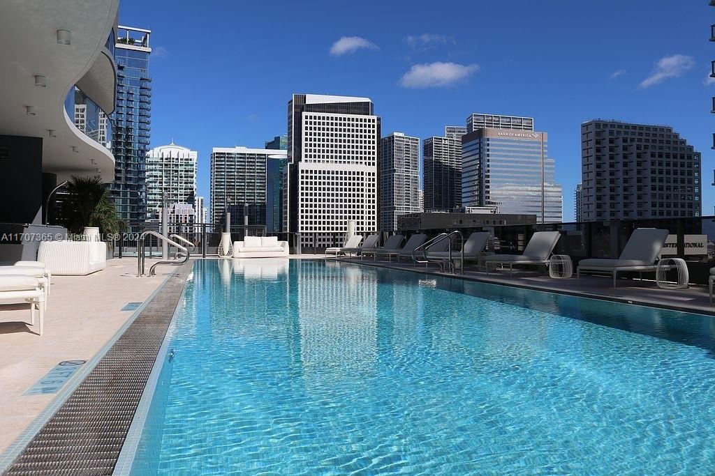1000 Brickell Plz #PH5003, Miami FL 33131