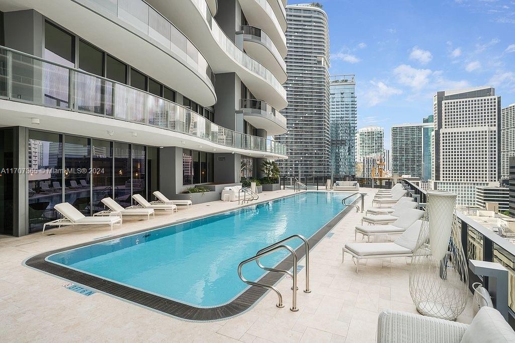 1000 Brickell Plz #PH5003, Miami FL 33131