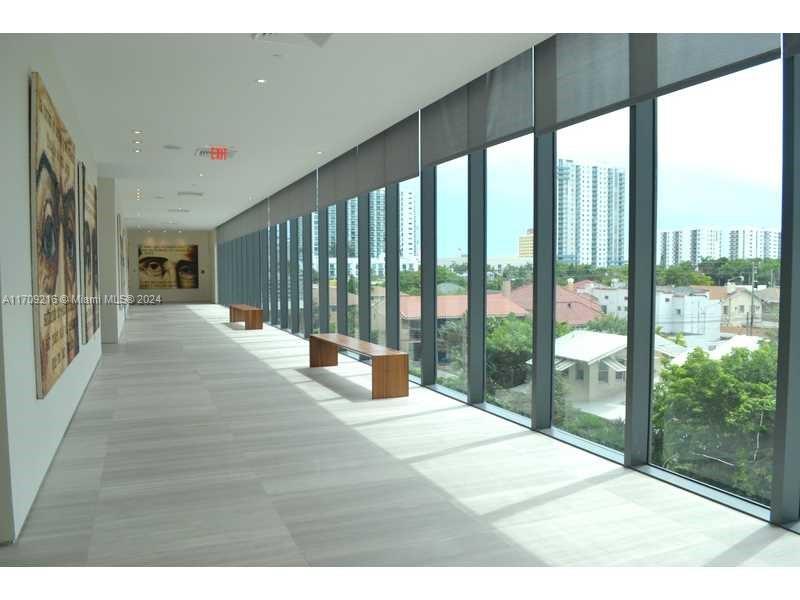 460 NE 28th St #3705, Miami FL 33137