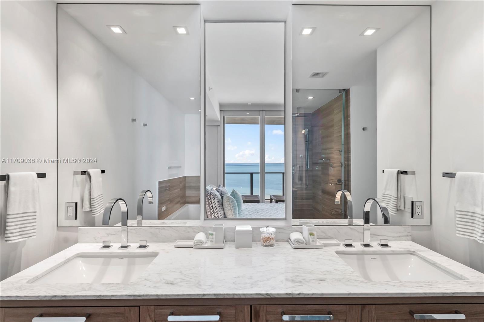 360 Ocean Dr #704S, Key Biscayne, Florida image 25