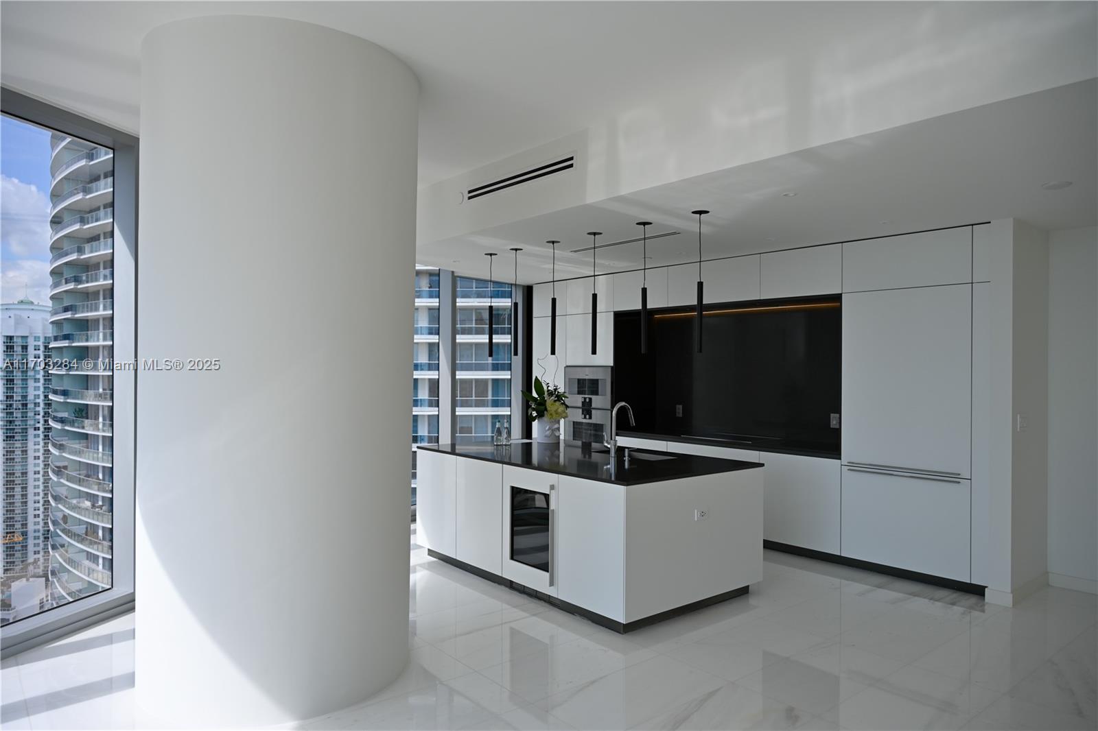 300 Biscayne Blvd Way #3407, Miami, Florida image 3