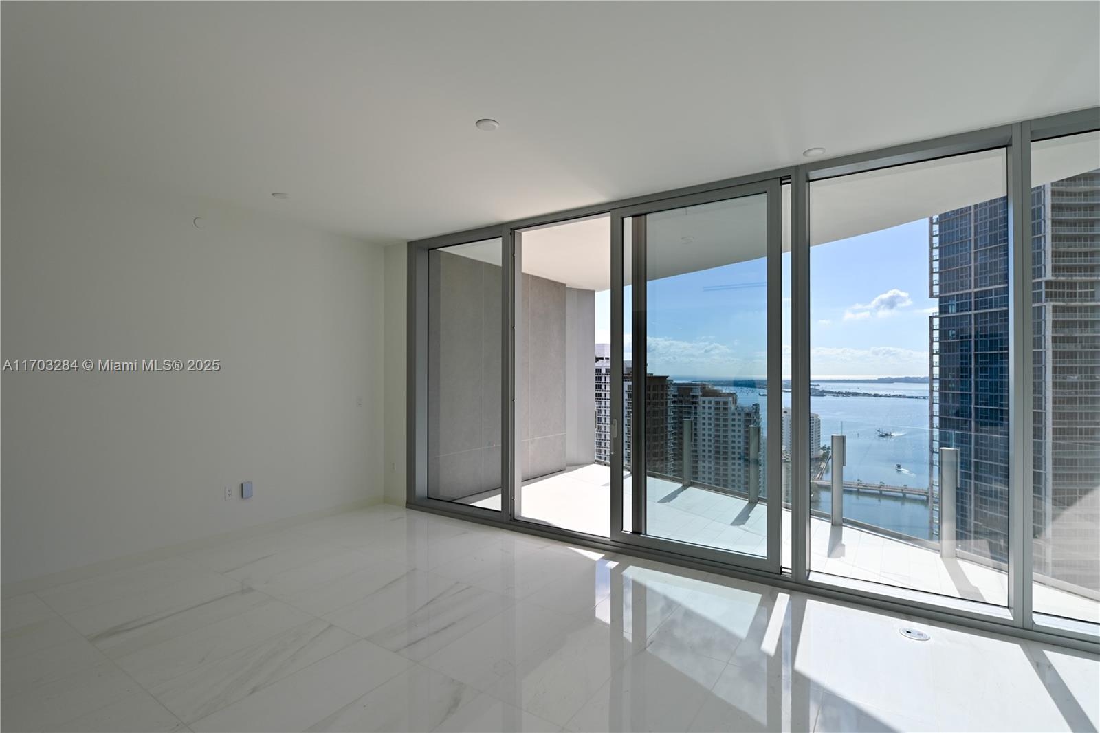 300 Biscayne Blvd Way #3407, Miami, Florida image 9