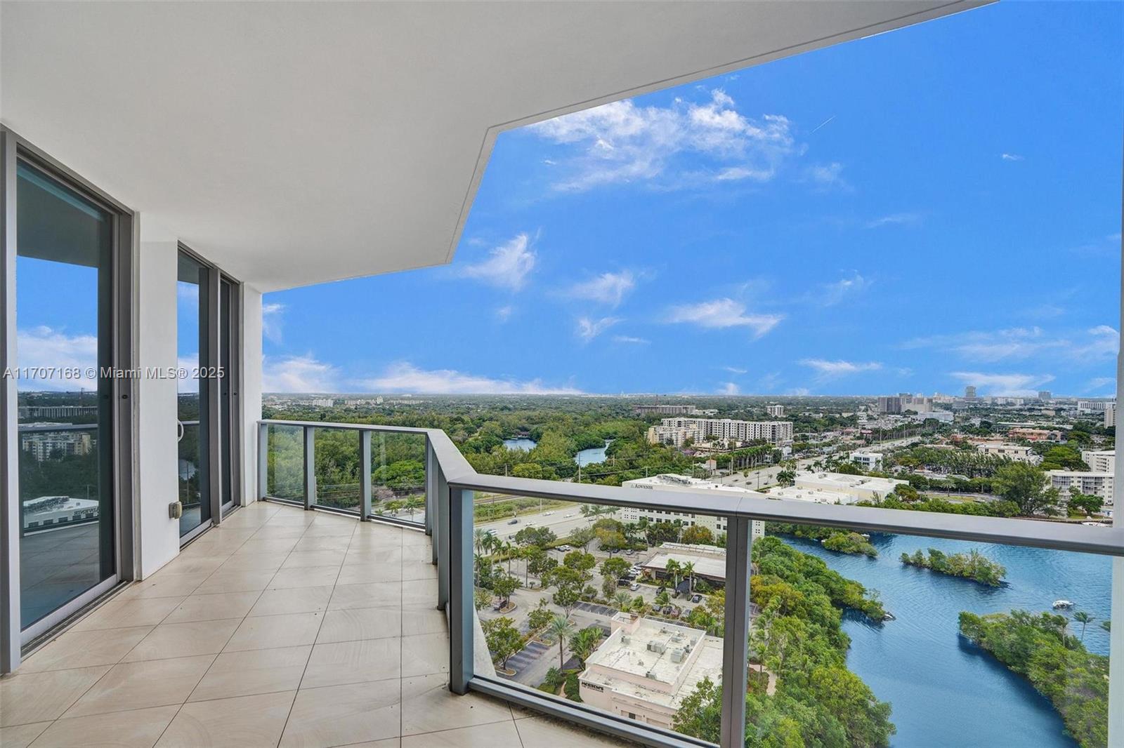 17301 Biscayne Blvd #2108, North Miami Beach, Florida image 31