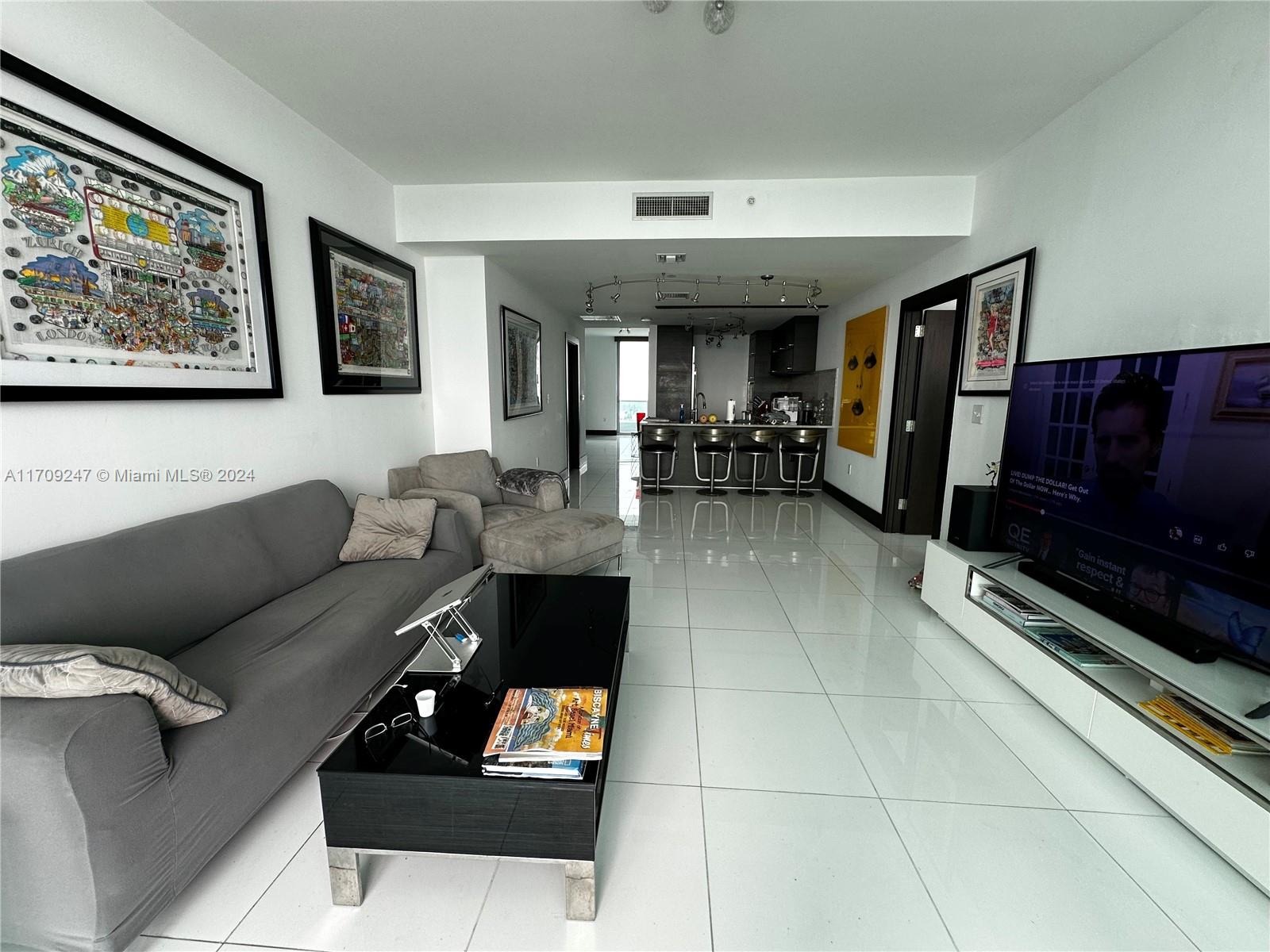 900 Biscayne Blvd #5609, Miami FL 33132