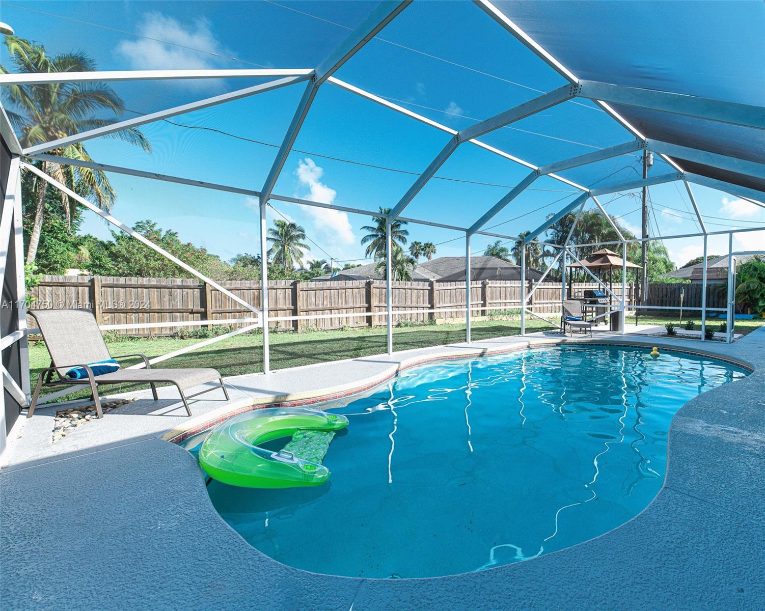 1771 SE Gaskins Cir, Port Saint Lucie, Florida image 37