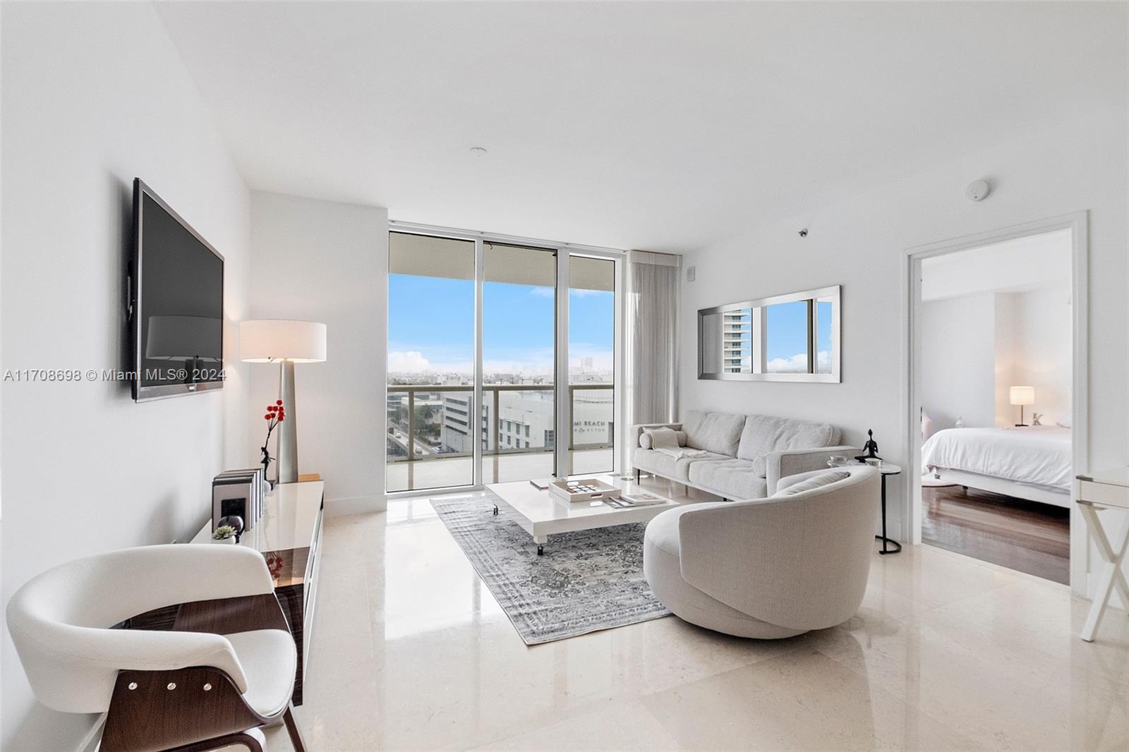 450 Alton Rd #1006, Miami Beach FL 33139