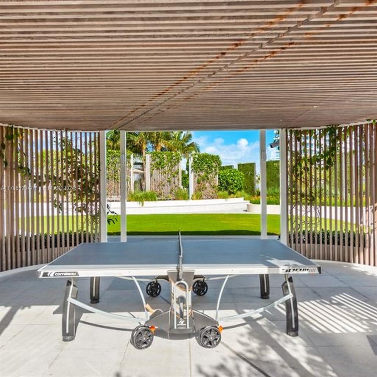 450 Alton Rd #1006, Miami Beach FL 33139