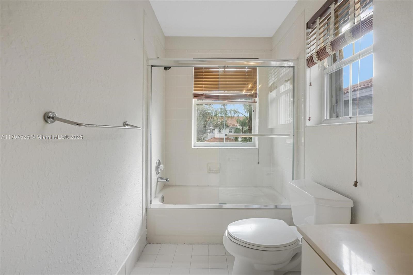 1115 Buttonwood Ln, Hollywood, Florida image 10