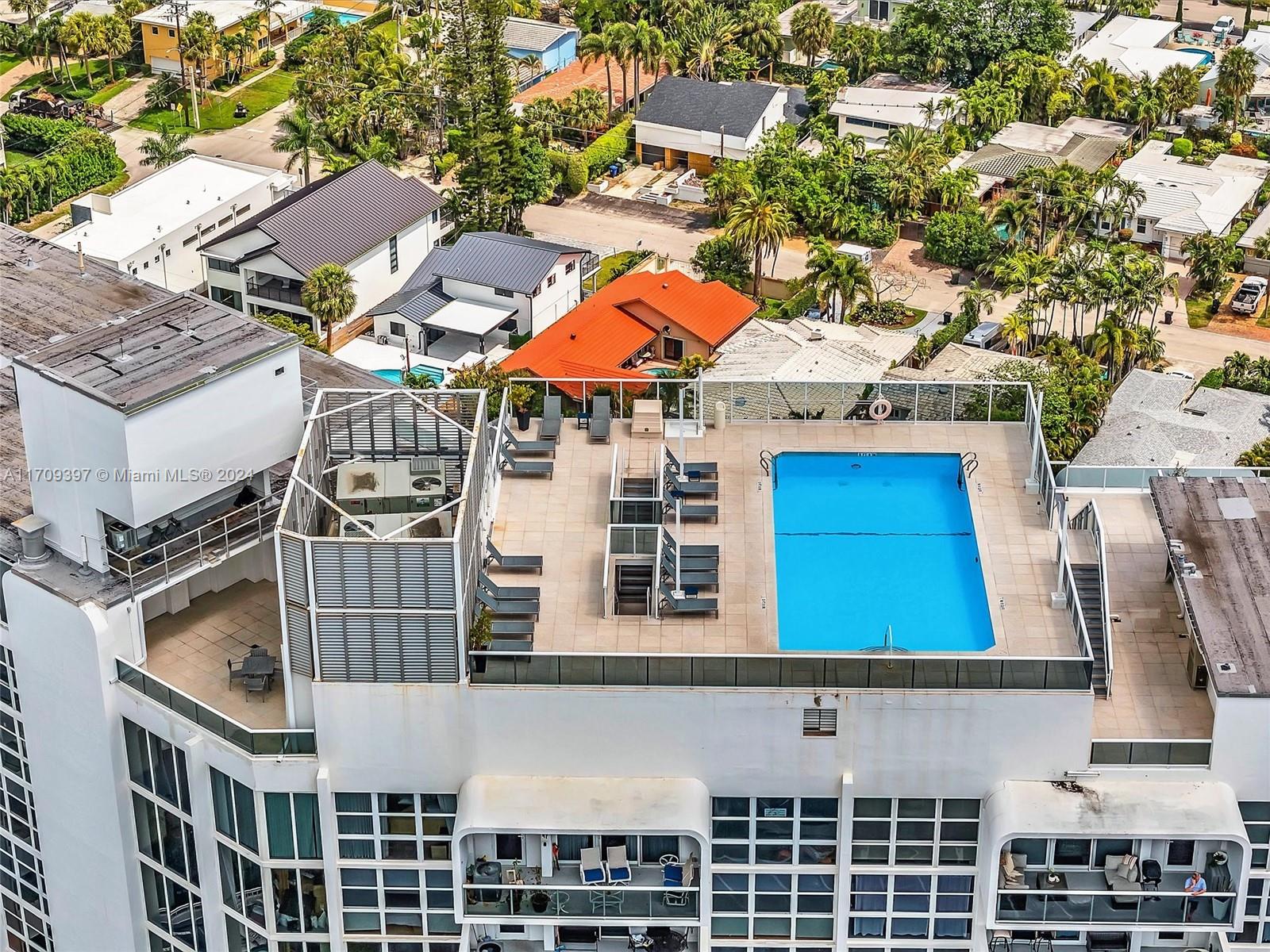 Residential, Sunny Isles Beach, Florida image 9