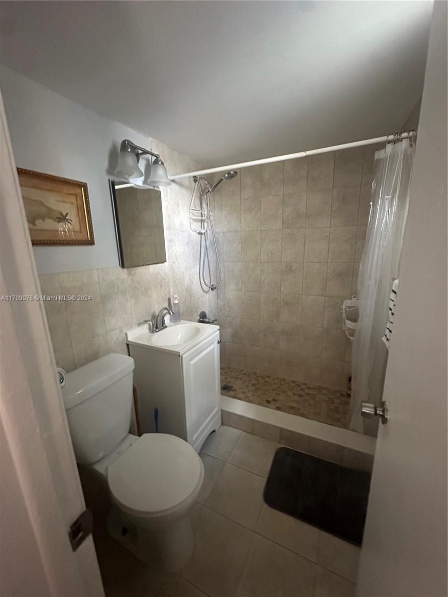 241 S Royal Poinciana Blvd #116, Miami Springs, Florida image 10