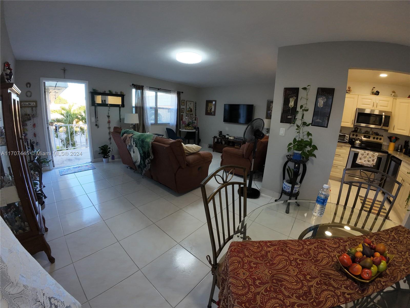 714 Saxony O #O, Delray Beach, Florida image 19