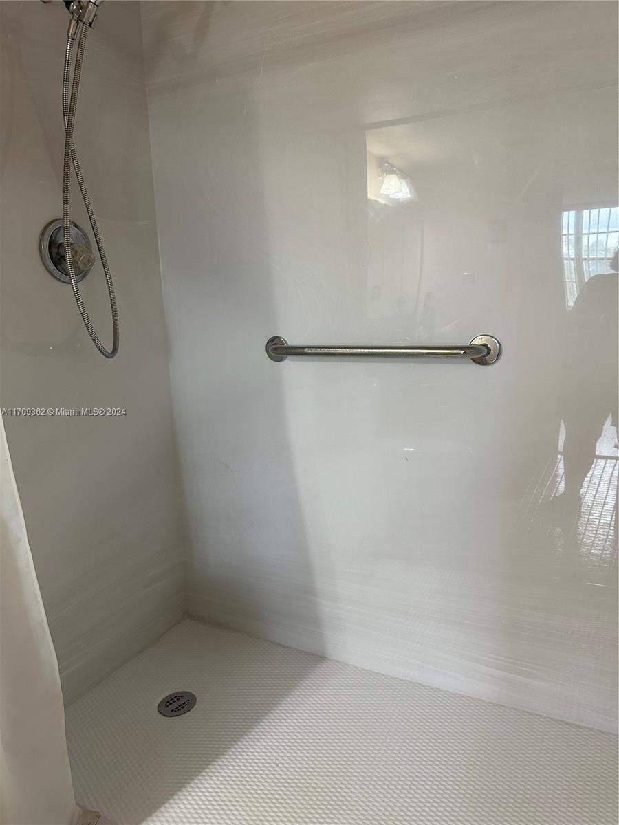 1100 Saint Charles Pl #411, Pembroke Pines, Florida image 26