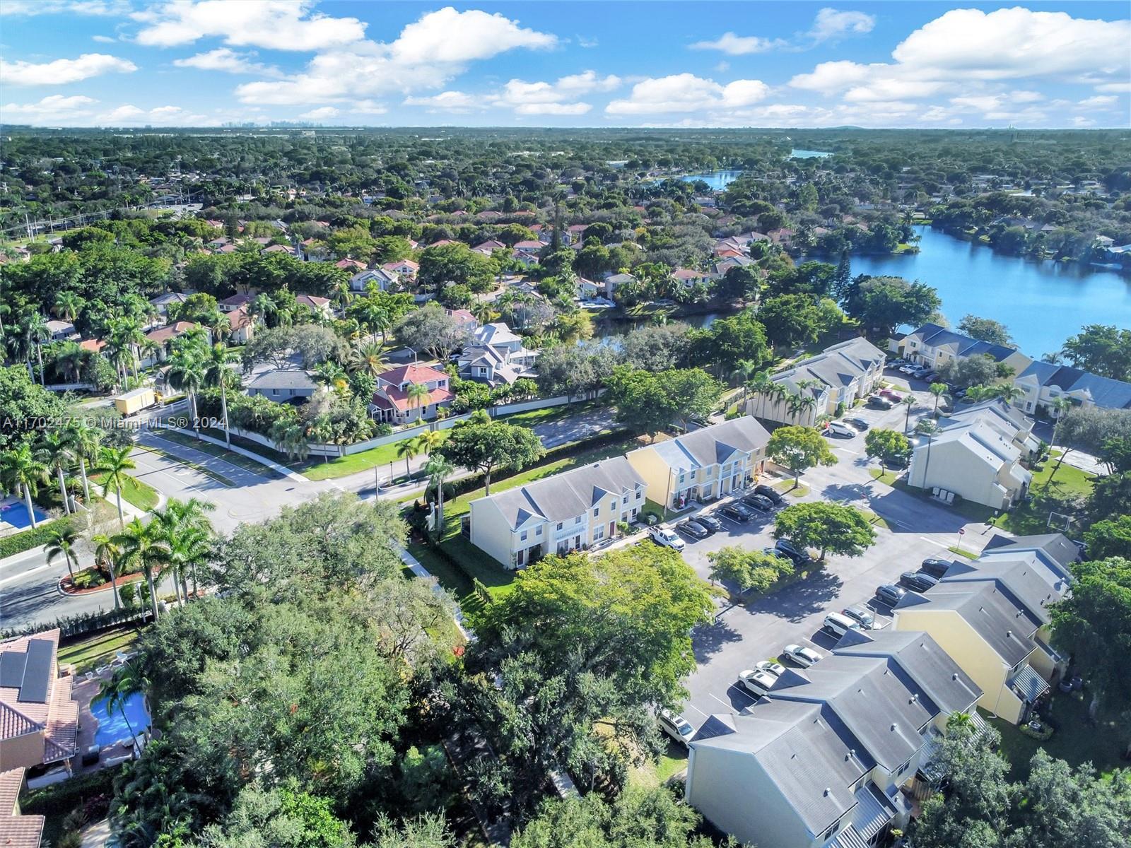 2917 Belmont Ln, Cooper City, Florida image 8