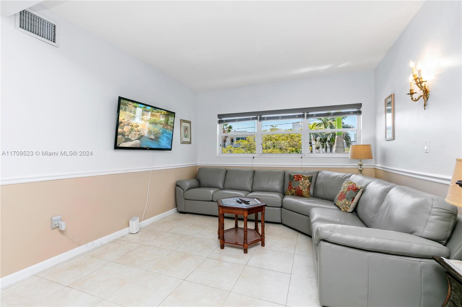 3131 S Ocean Dr #211, Hallandale Beach, Florida image 11