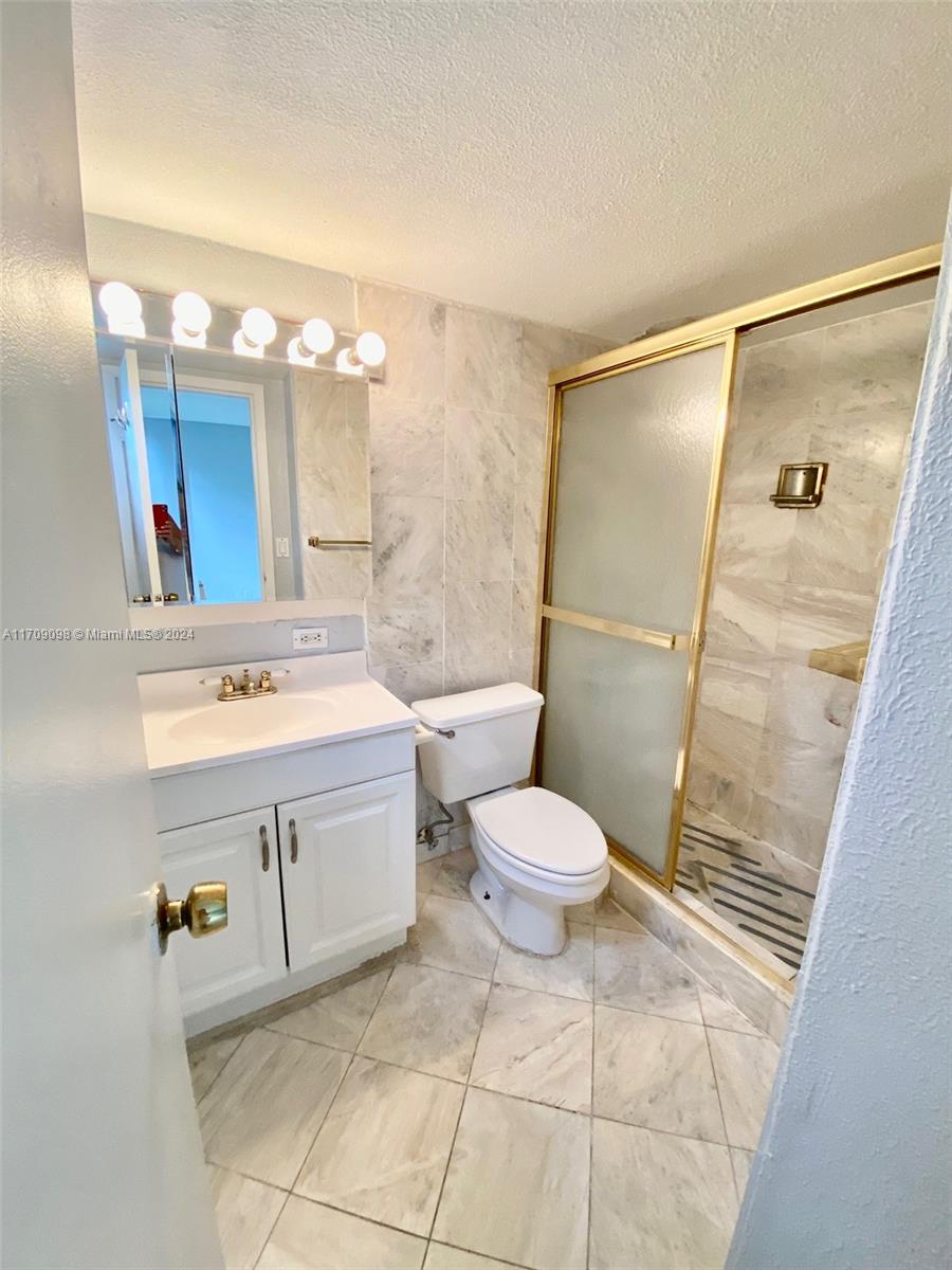 17011 N Bay Rd #301, Sunny Isles Beach, Florida image 23