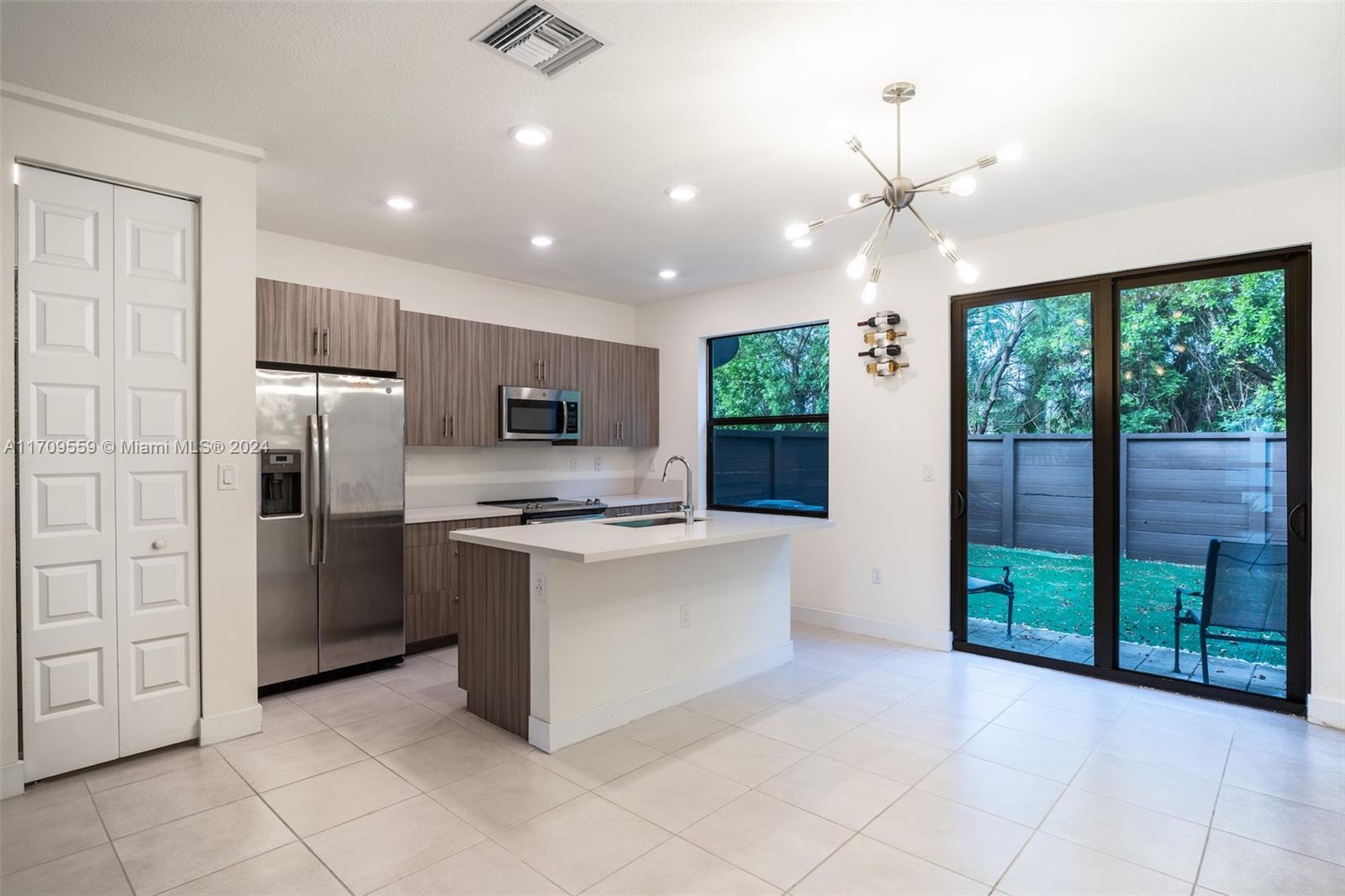 15824 NW 91st Ct #15824, Miami Lakes, Florida image 3