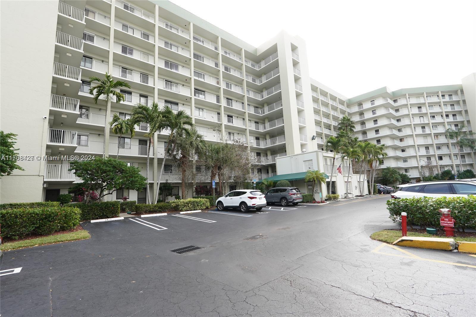 2334 S Cypress Bend Dr #505, Pompano Beach, Florida image 1