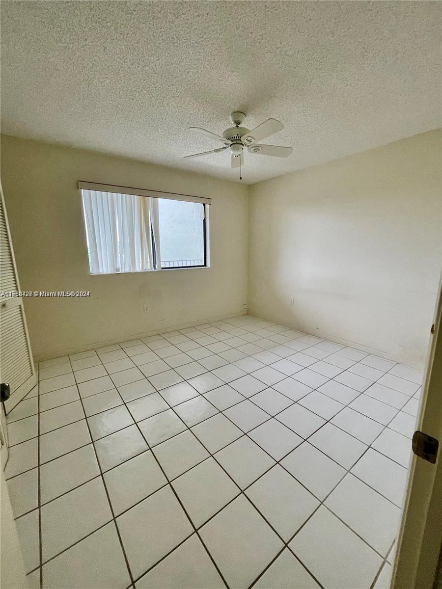 2334 S Cypress Bend Dr #505, Pompano Beach, Florida image 12