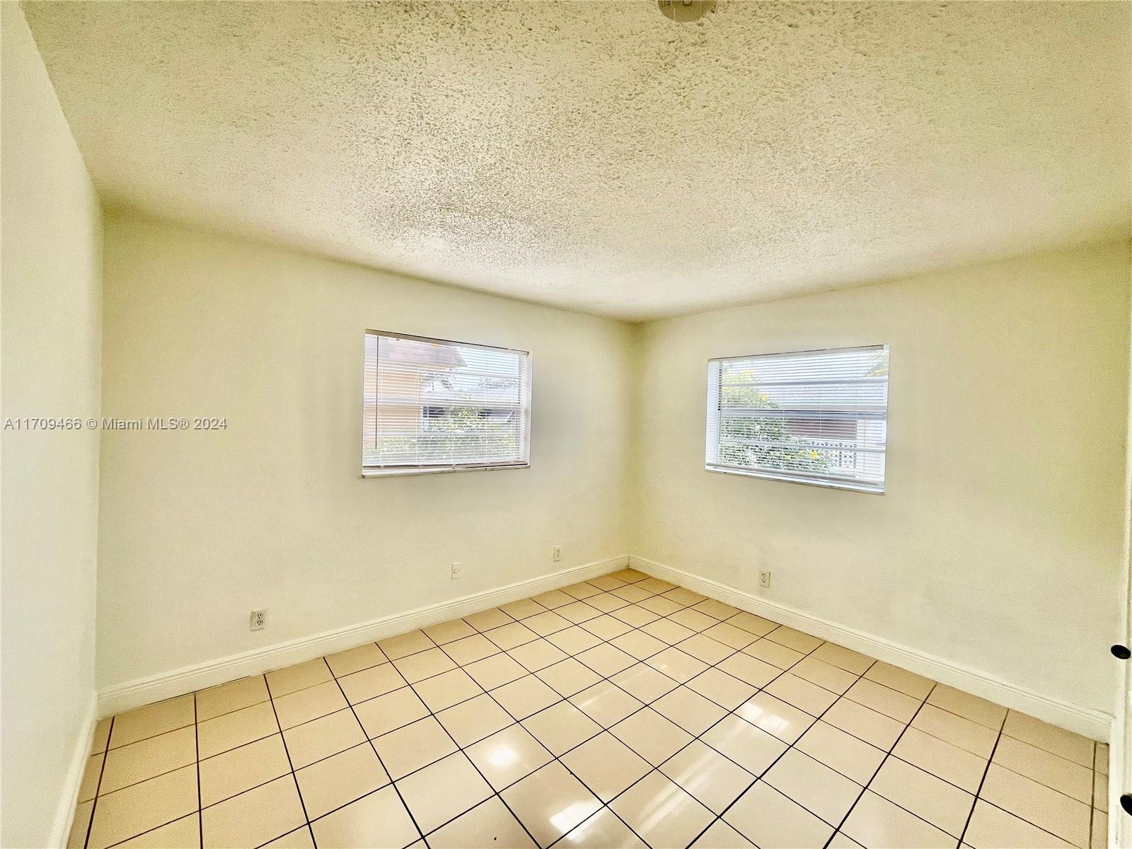 241 SE 9th Ave #204, Pompano Beach, Florida image 12