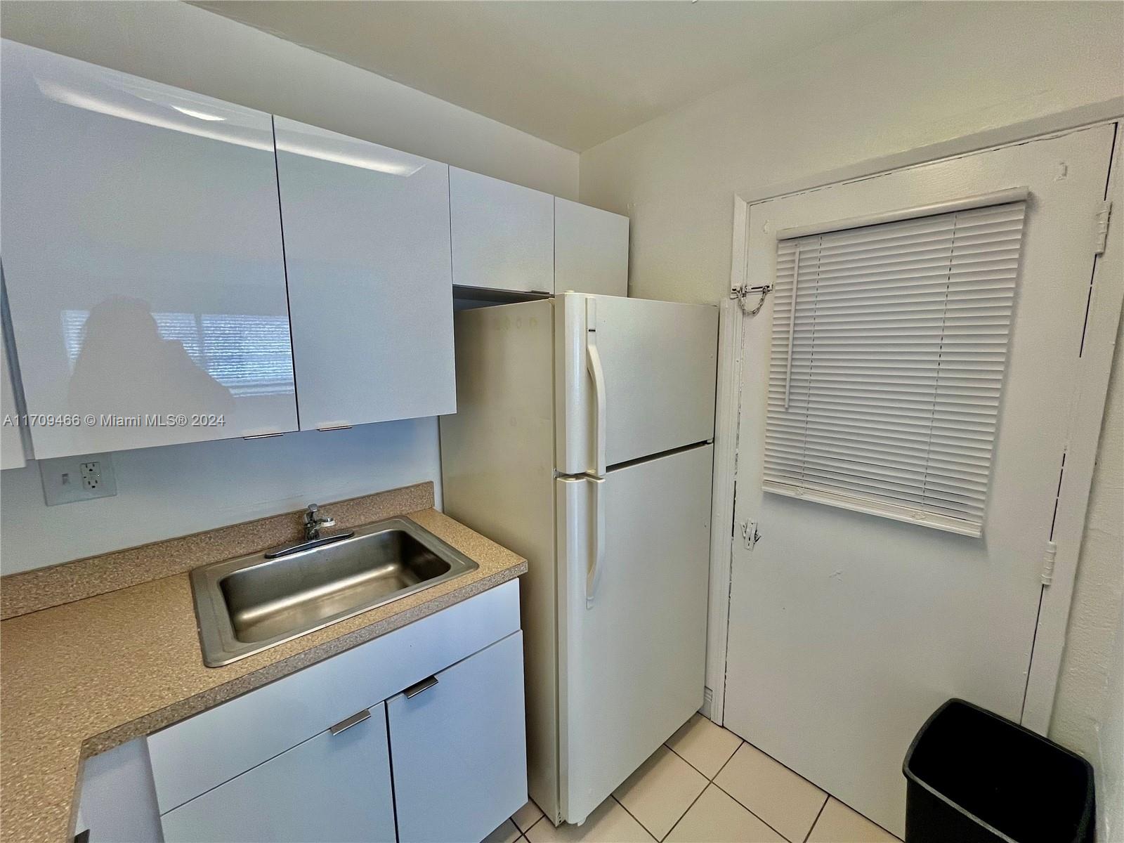 241 SE 9th Ave #204, Pompano Beach, Florida image 3