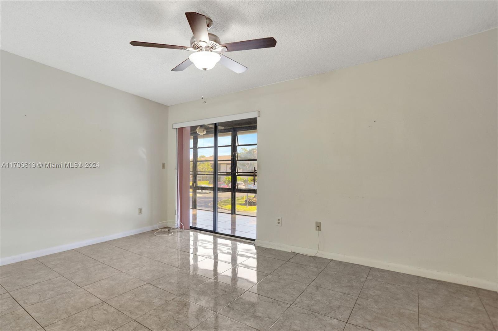 9953 N Belfort Cir #212, Tamarac, Florida image 7