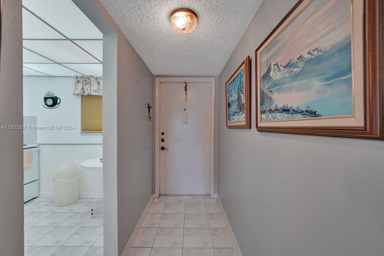 220 SW 9th Ave #307, Hallandale Beach, Florida image 3