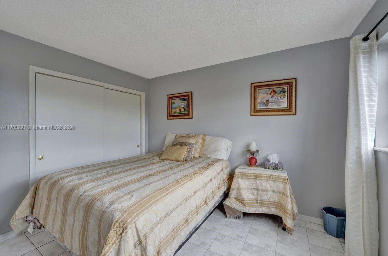 220 SW 9th Ave #307, Hallandale Beach, Florida image 33