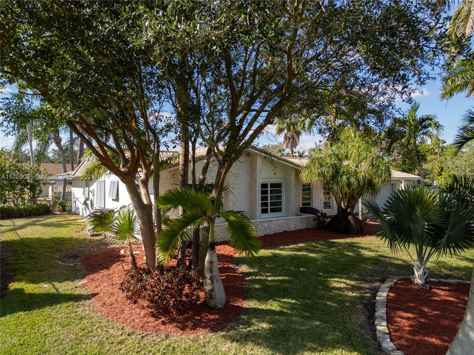 18200 SW 86th Ave, Palmetto Bay, Florida image 9