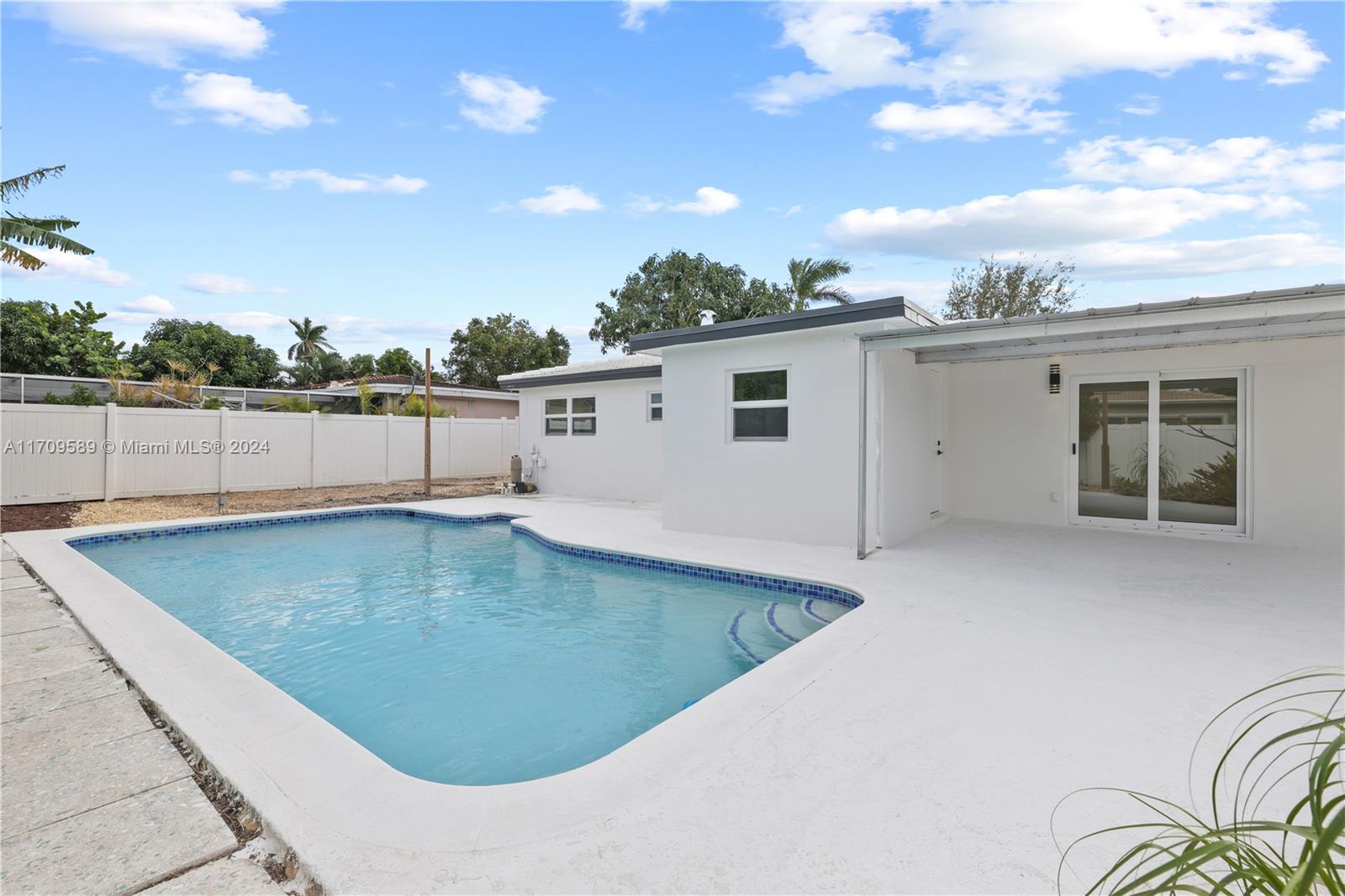 335 NE 29th St, Boca Raton, Florida image 20