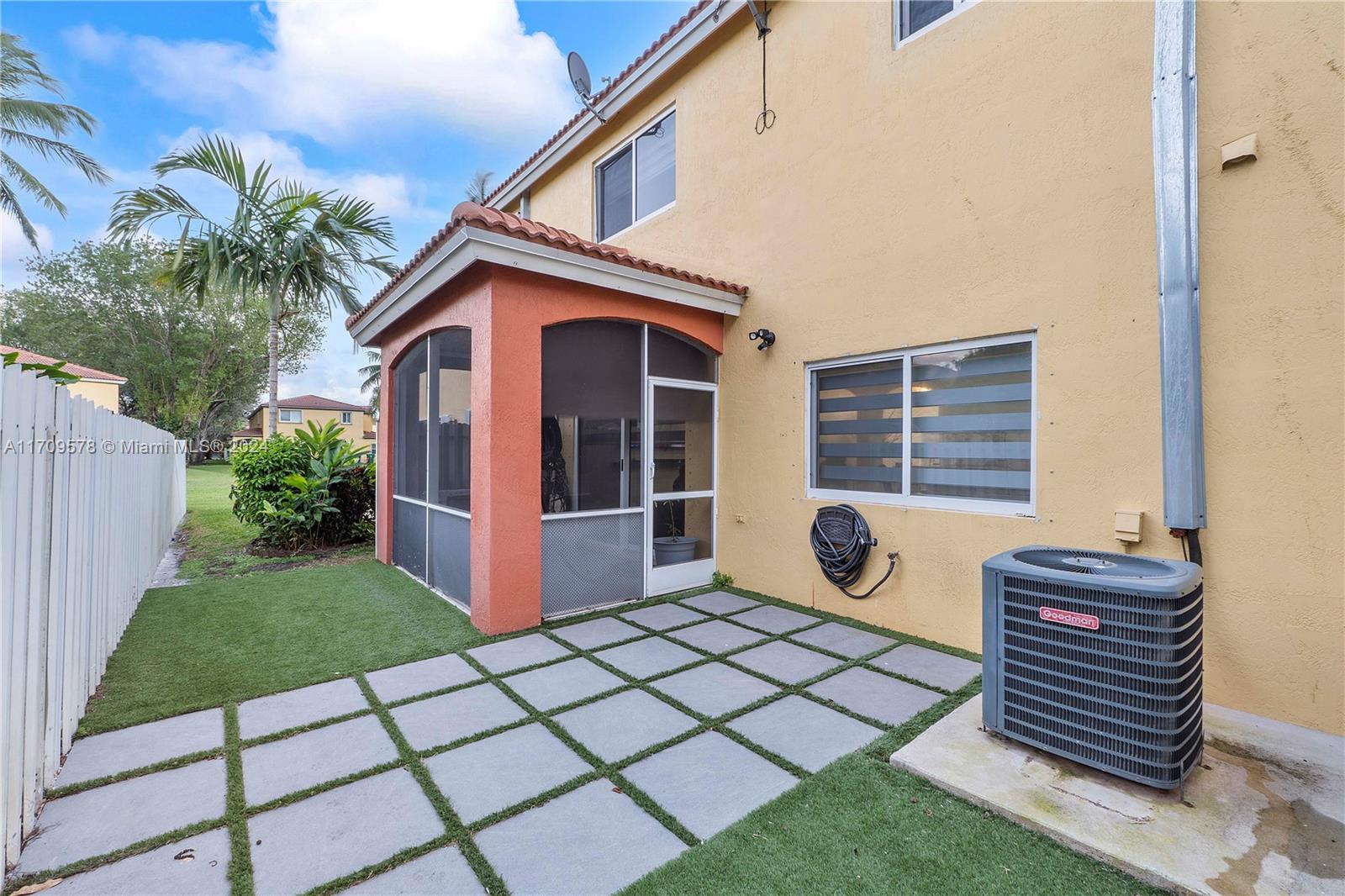 10307 SW 20th St, Miramar, Florida image 18
