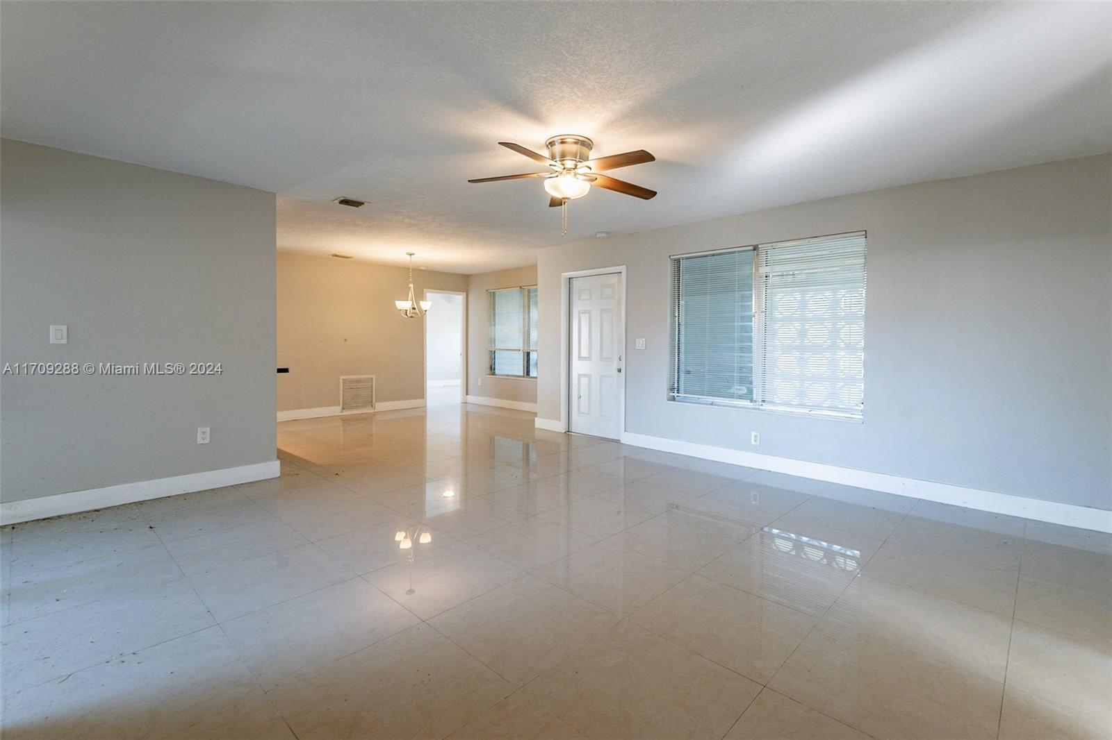 2430 Riviera Dr, Miramar, Florida image 10