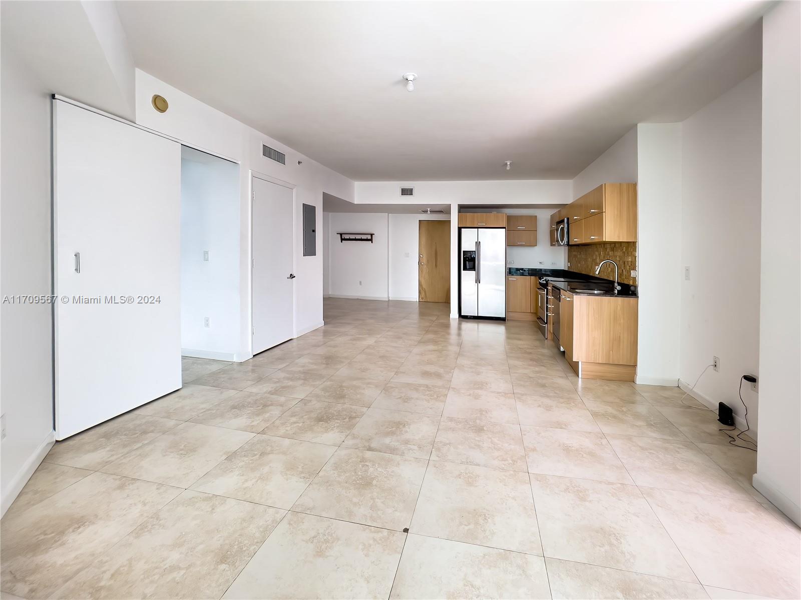 350 S Miami Ave #3208, Miami FL 33130