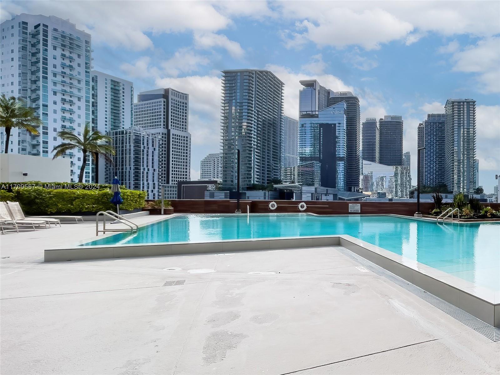 350 S Miami Ave #3208, Miami FL 33130