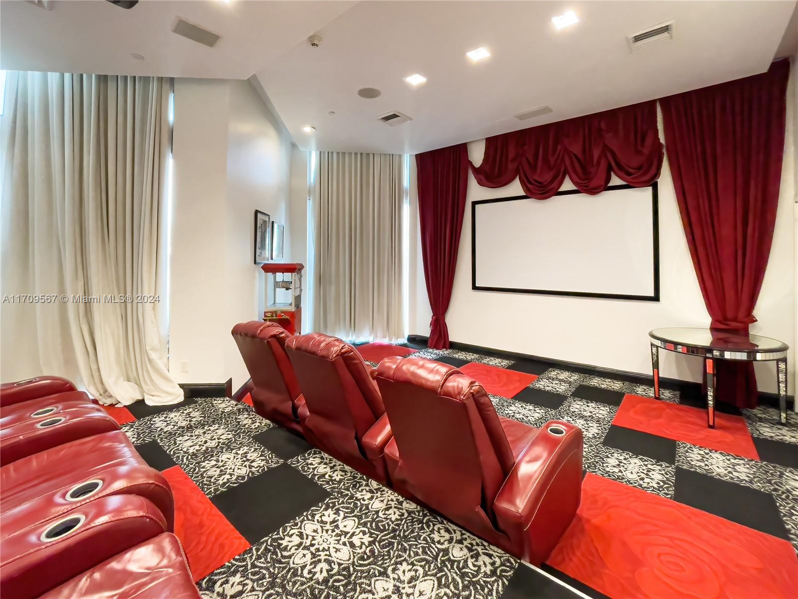 350 S Miami Ave #3208, Miami FL 33130