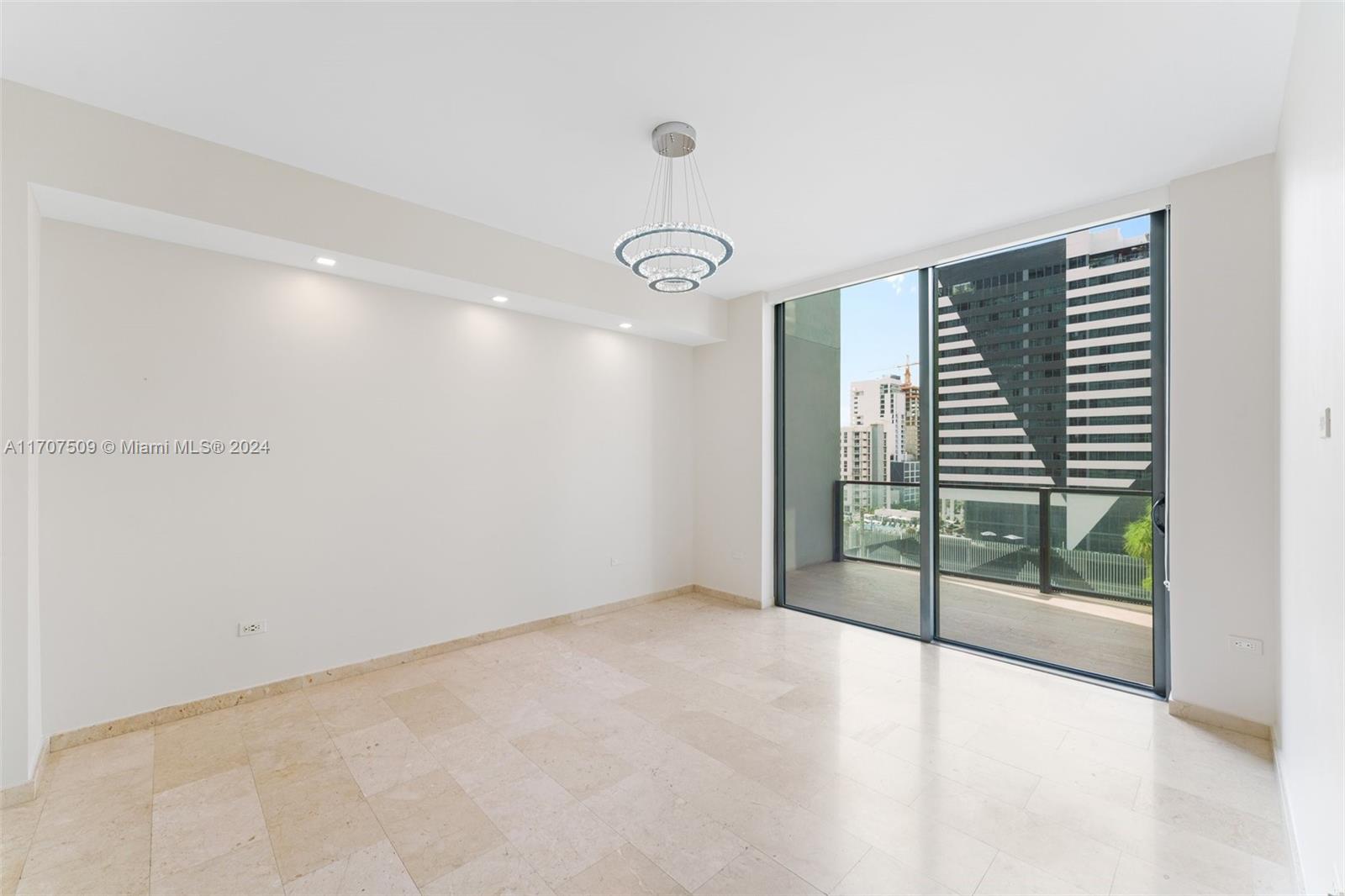 88 SW 7th St #712, Miami, Florida image 14