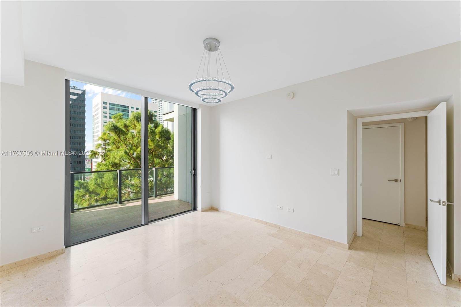 88 SW 7th St #712, Miami, Florida image 16