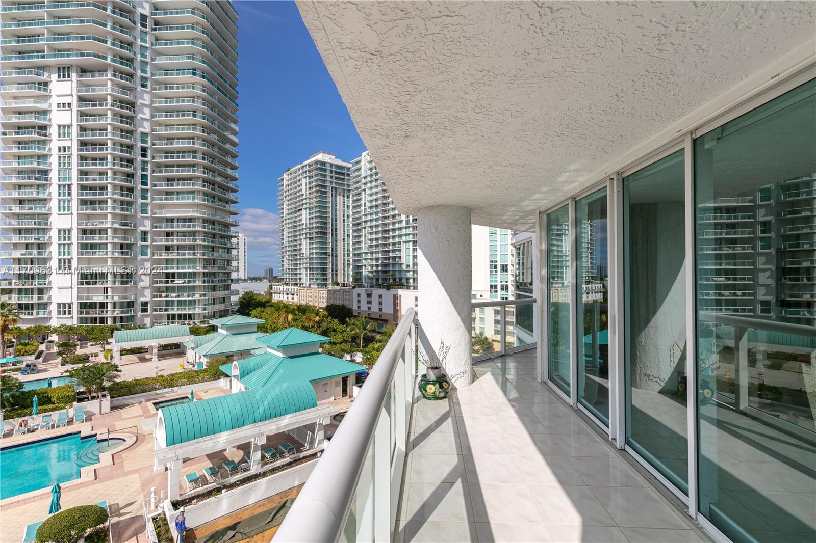 16400 Collins Ave #745, Sunny Isles Beach, Florida image 9