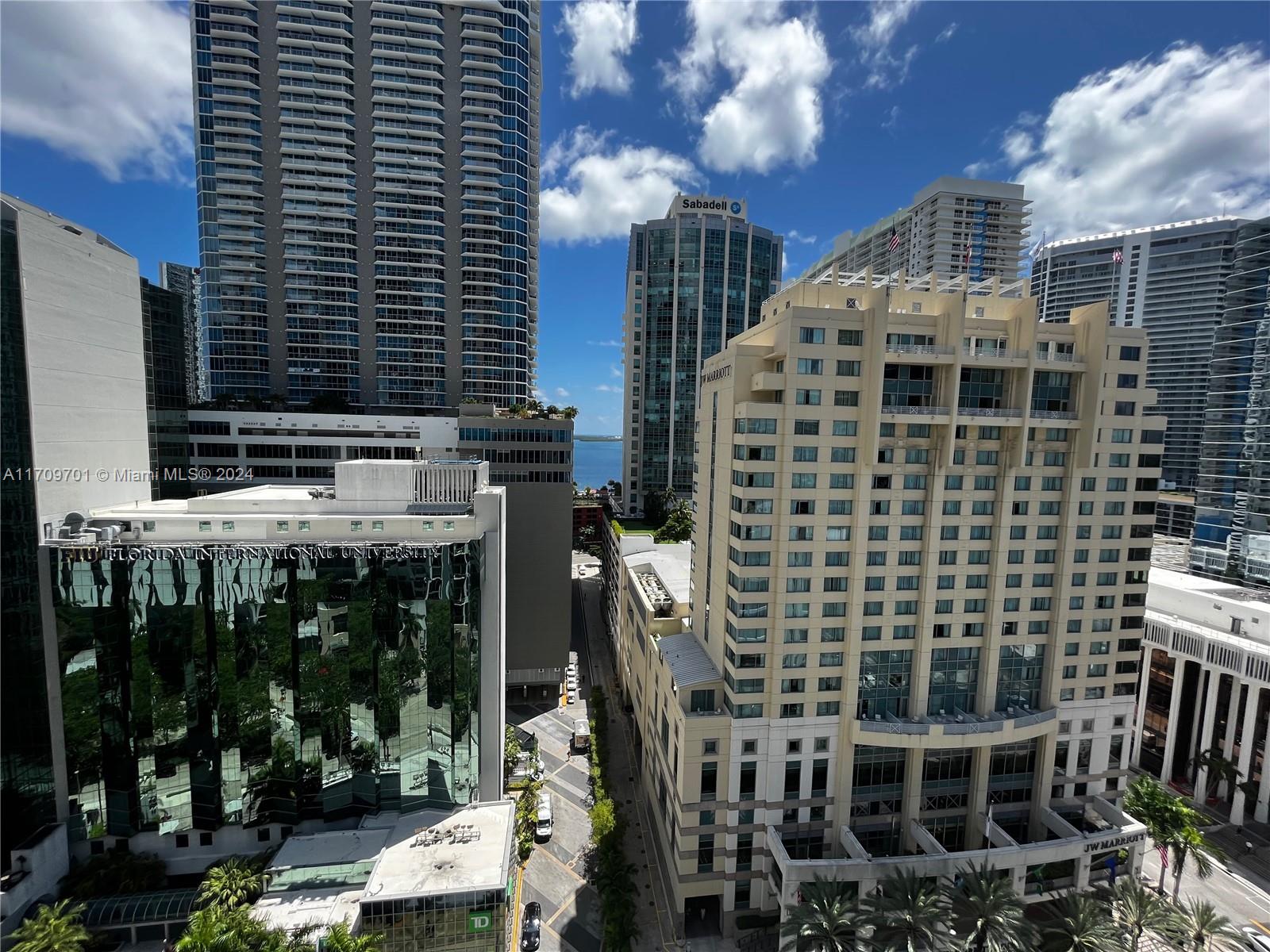 1060 Brickell Ave #1707, Miami, Florida image 22