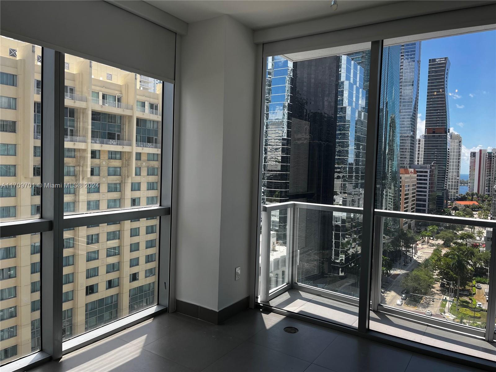 1060 Brickell Ave #1707, Miami, Florida image 9