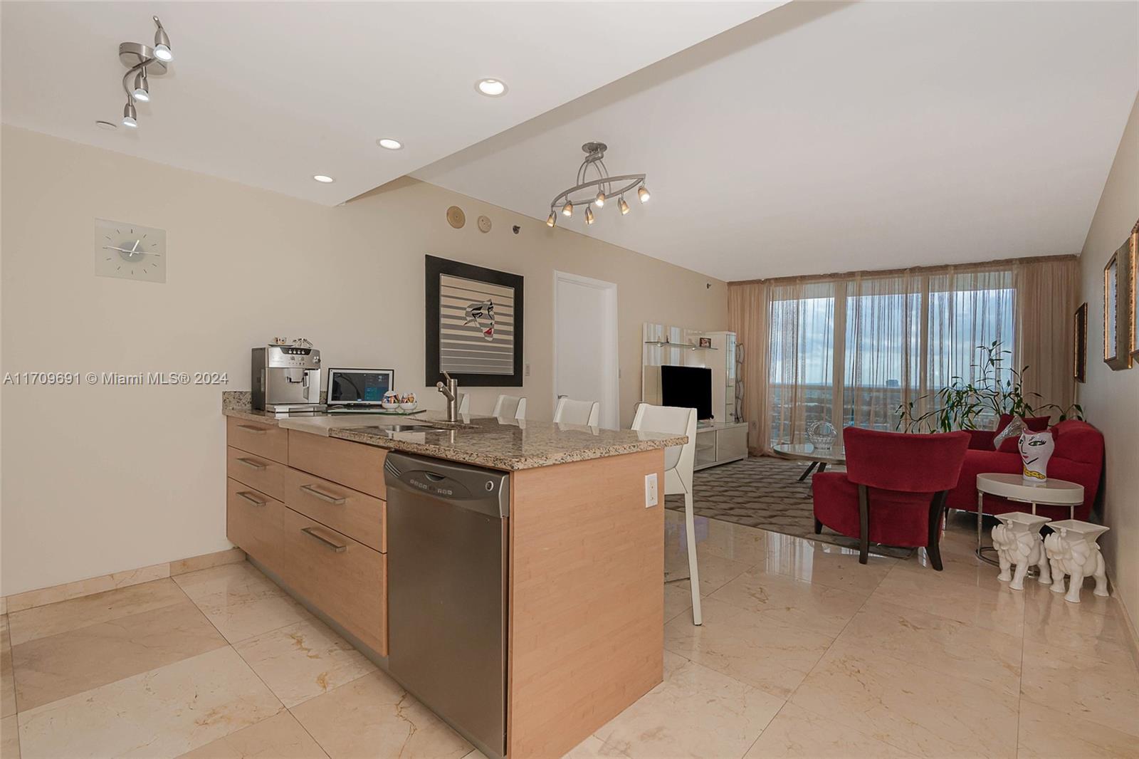 1800 S Ocean Dr #3706, Hallandale Beach, Florida image 6