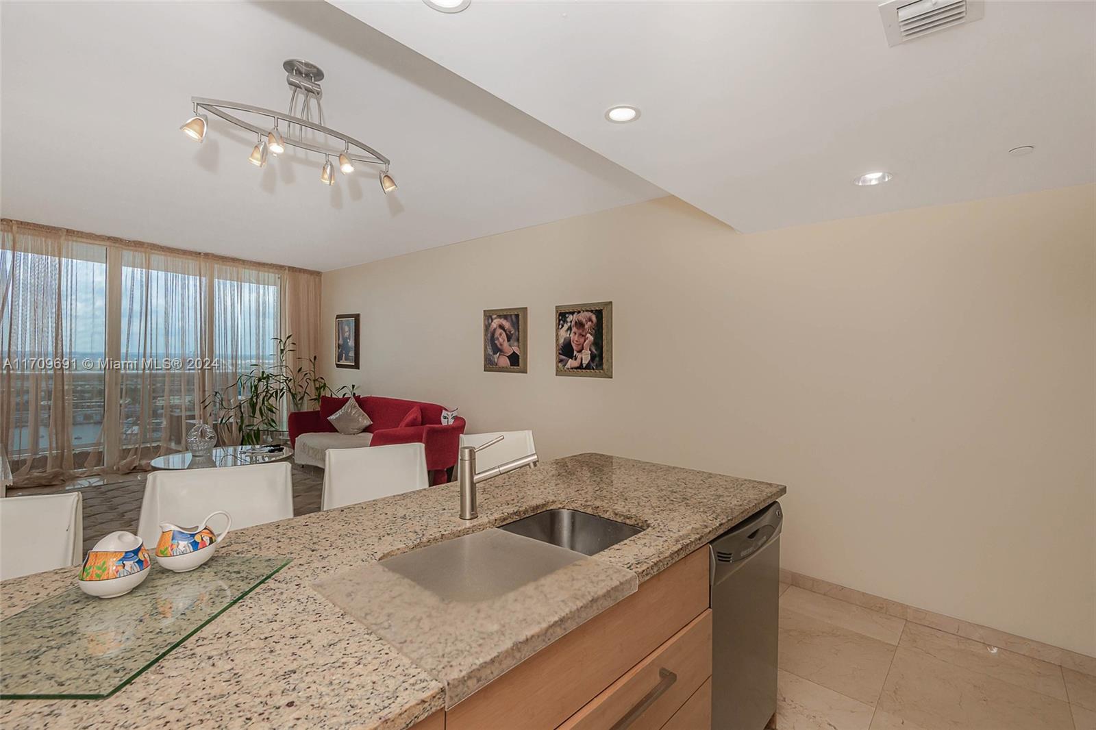 1800 S Ocean Dr #3706, Hallandale Beach, Florida image 7