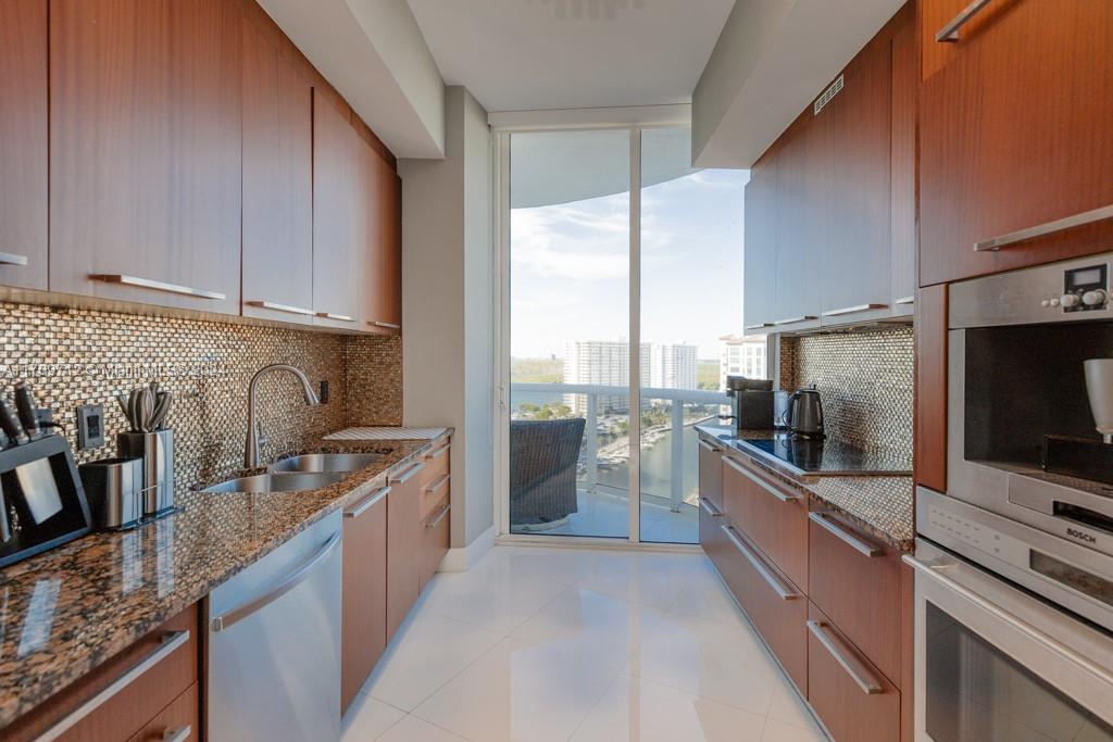 15901 Collins Ave #1505, Sunny Isles Beach, Florida image 11