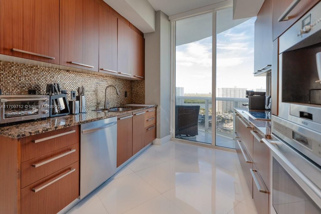 15901 Collins Ave #1505, Sunny Isles Beach, Florida image 16