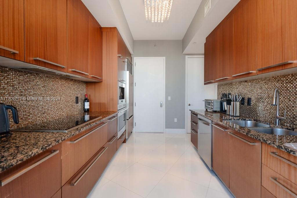 15901 Collins Ave #1505, Sunny Isles Beach, Florida image 20