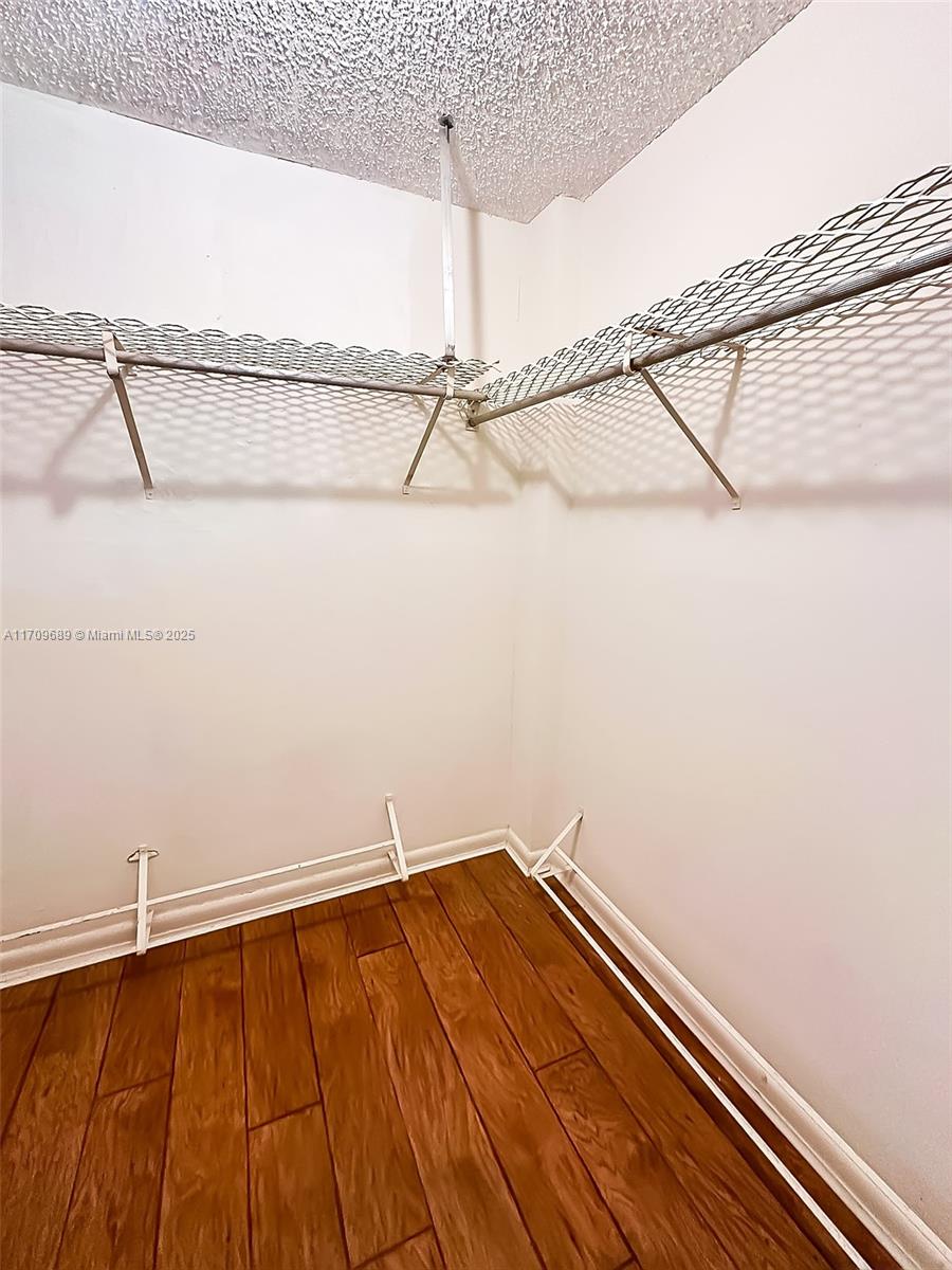 Listing Photo 24