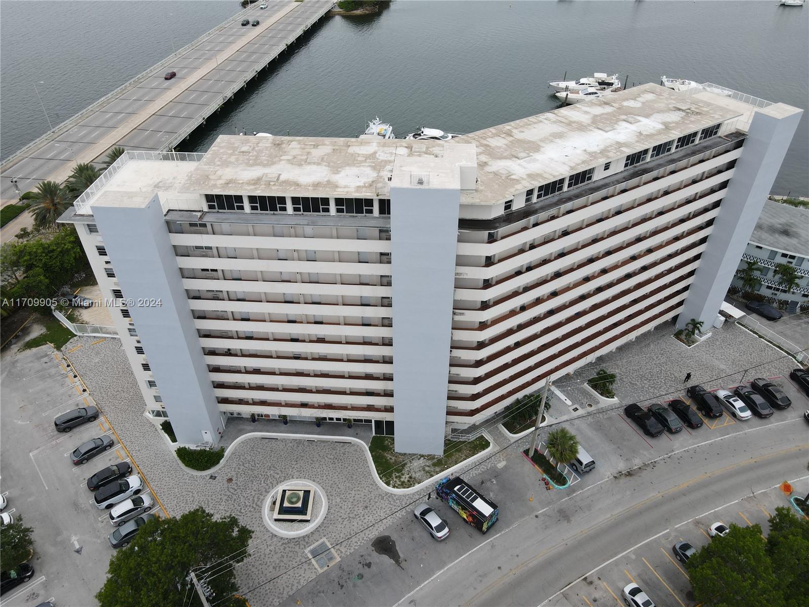 Residential, North Bay Village, Florida image 3