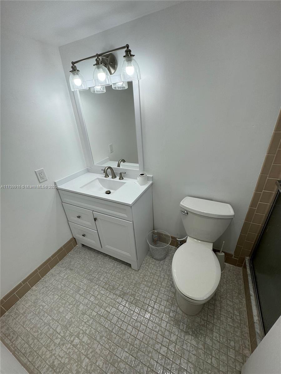 415 SE 11th Ter #201, Dania Beach, Florida image 29