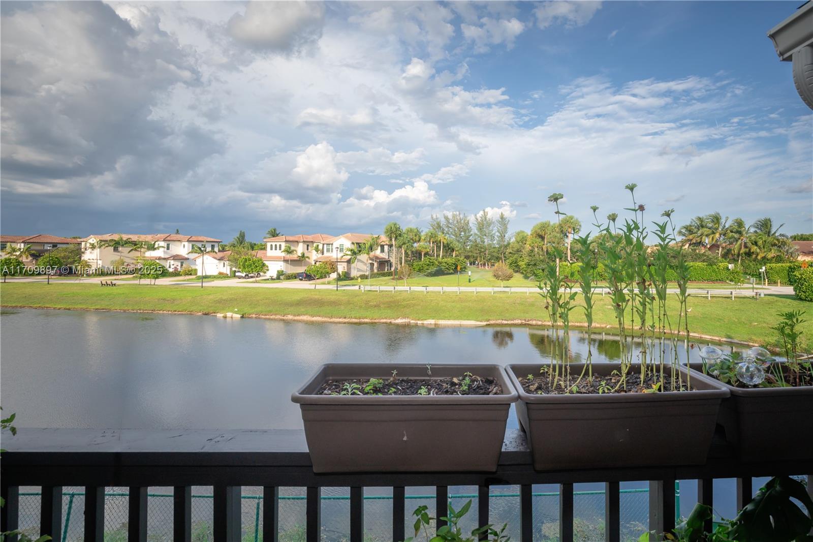 885 SW 113th Way #885, Pembroke Pines, Florida image 23