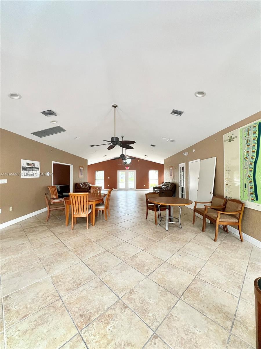 885 SW 113th Way #885, Pembroke Pines, Florida image 26